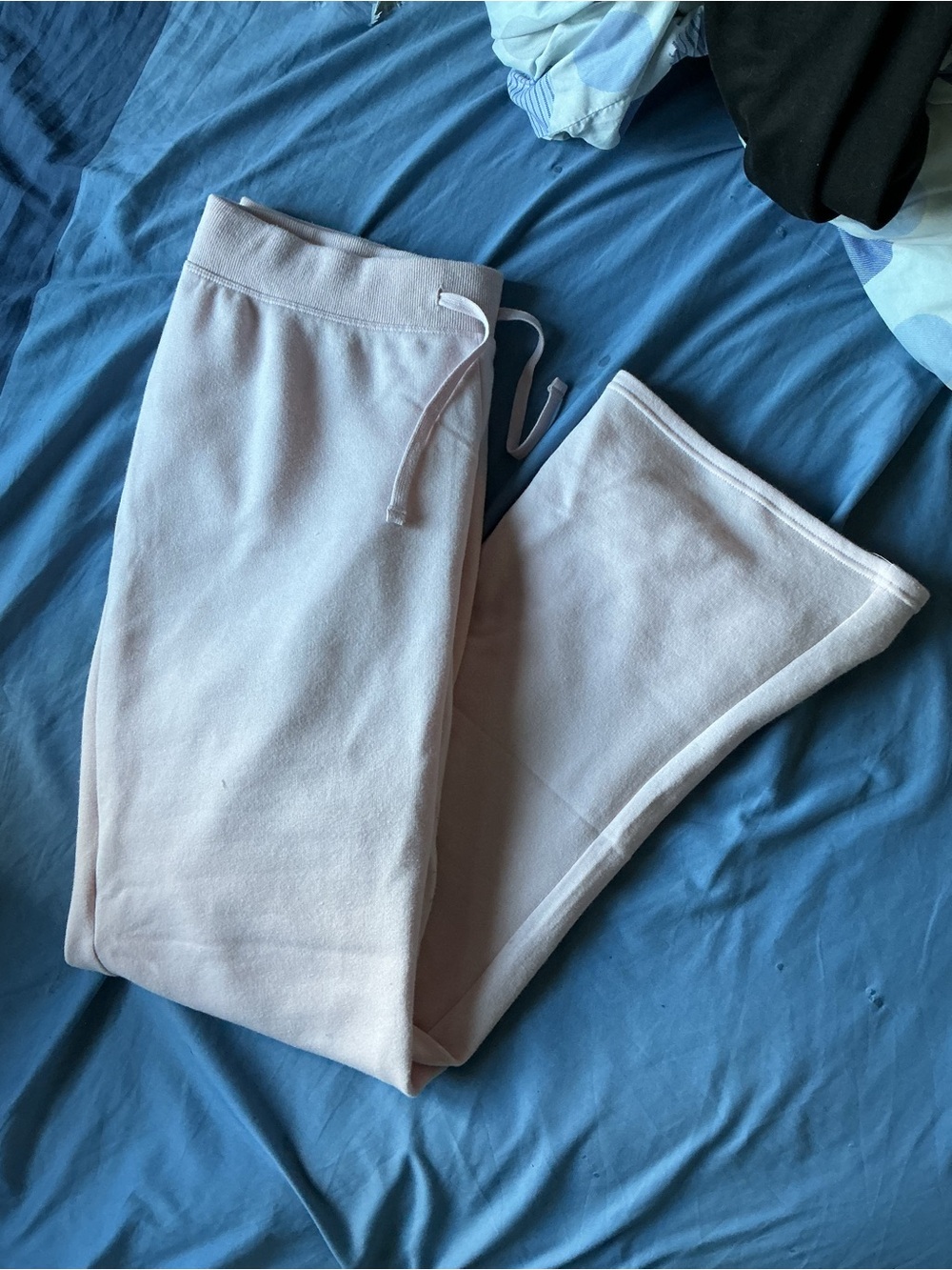 Women’s Hollister Light Pink Fleece Bootcut Joggers